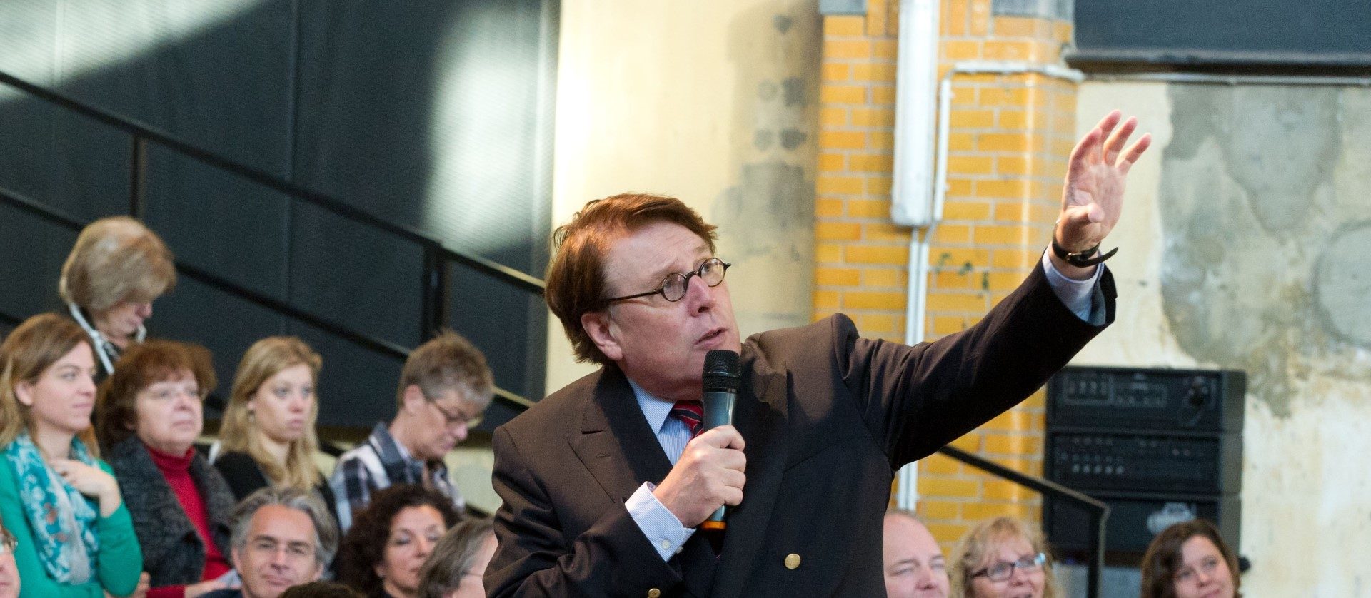 Congres Dordrecht gespreksleider Victor Deconinck