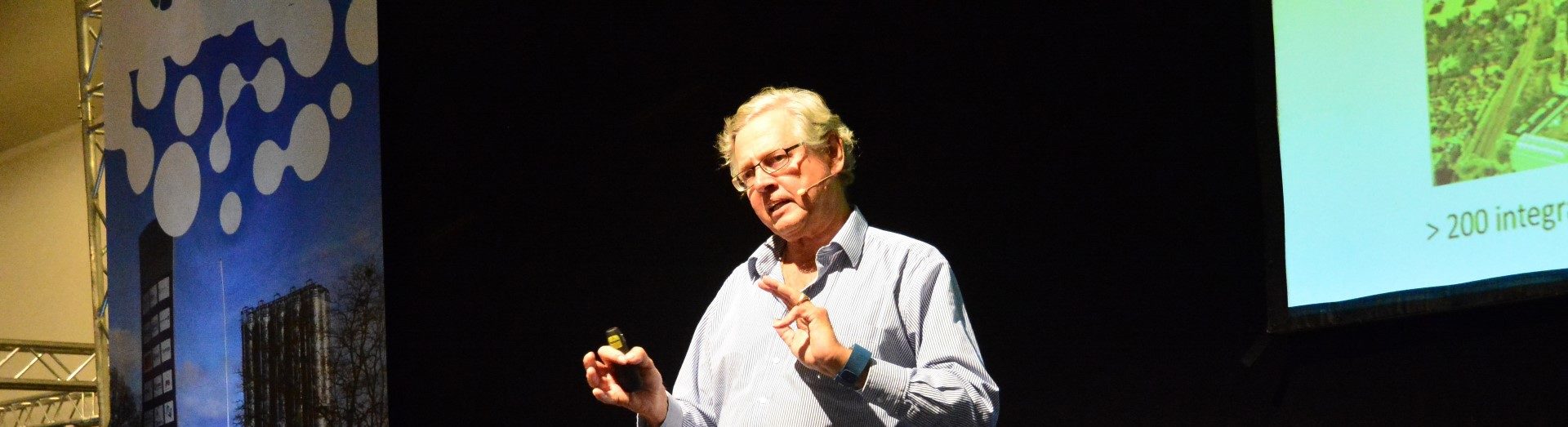 Rop Zoetemeyer geeft presentatie