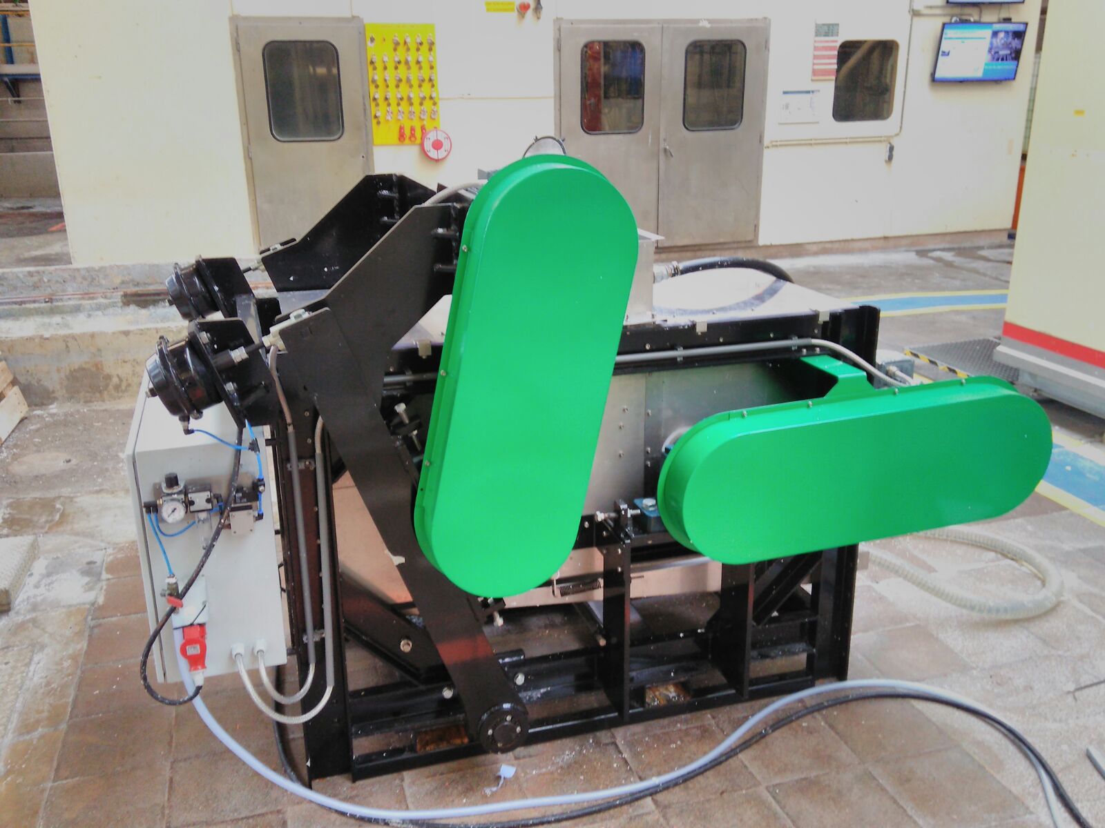 Compressierefiner, ontwikkeld door het Gelderse bedrijf Techino BV