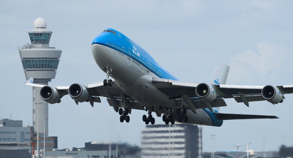 Landend KLM vliegtuig