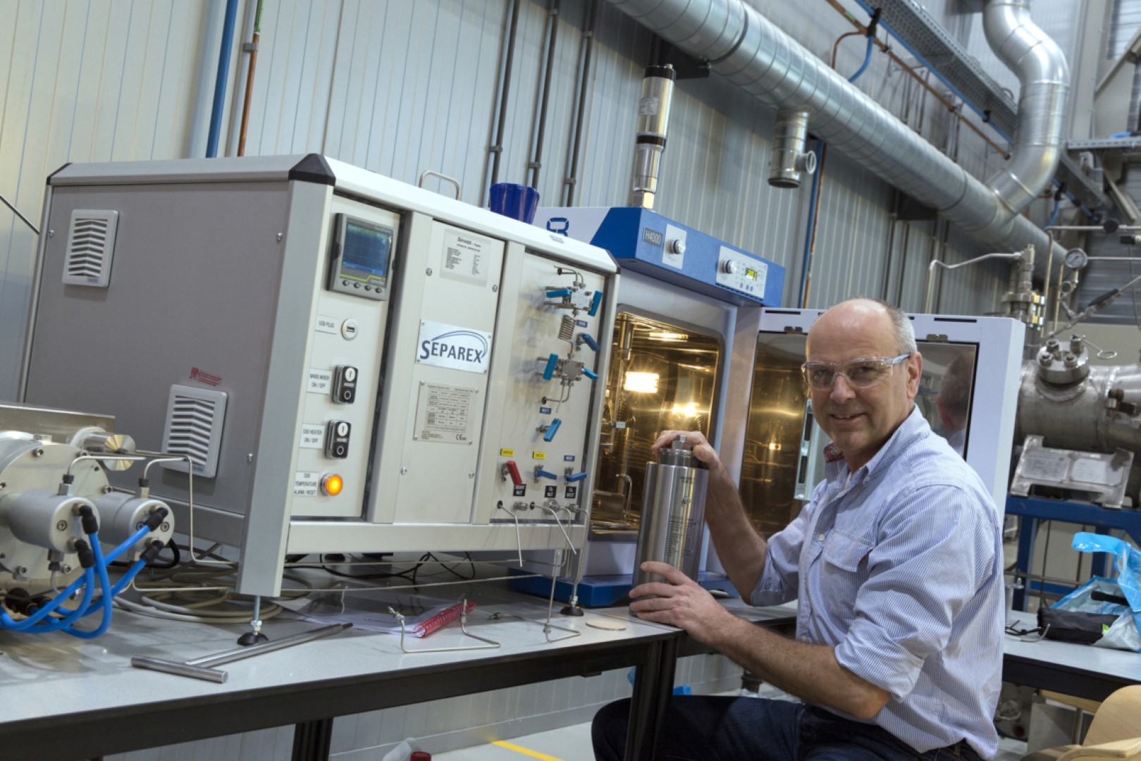 AC 01 2016 HHS ROB VAN HAREN 01 small