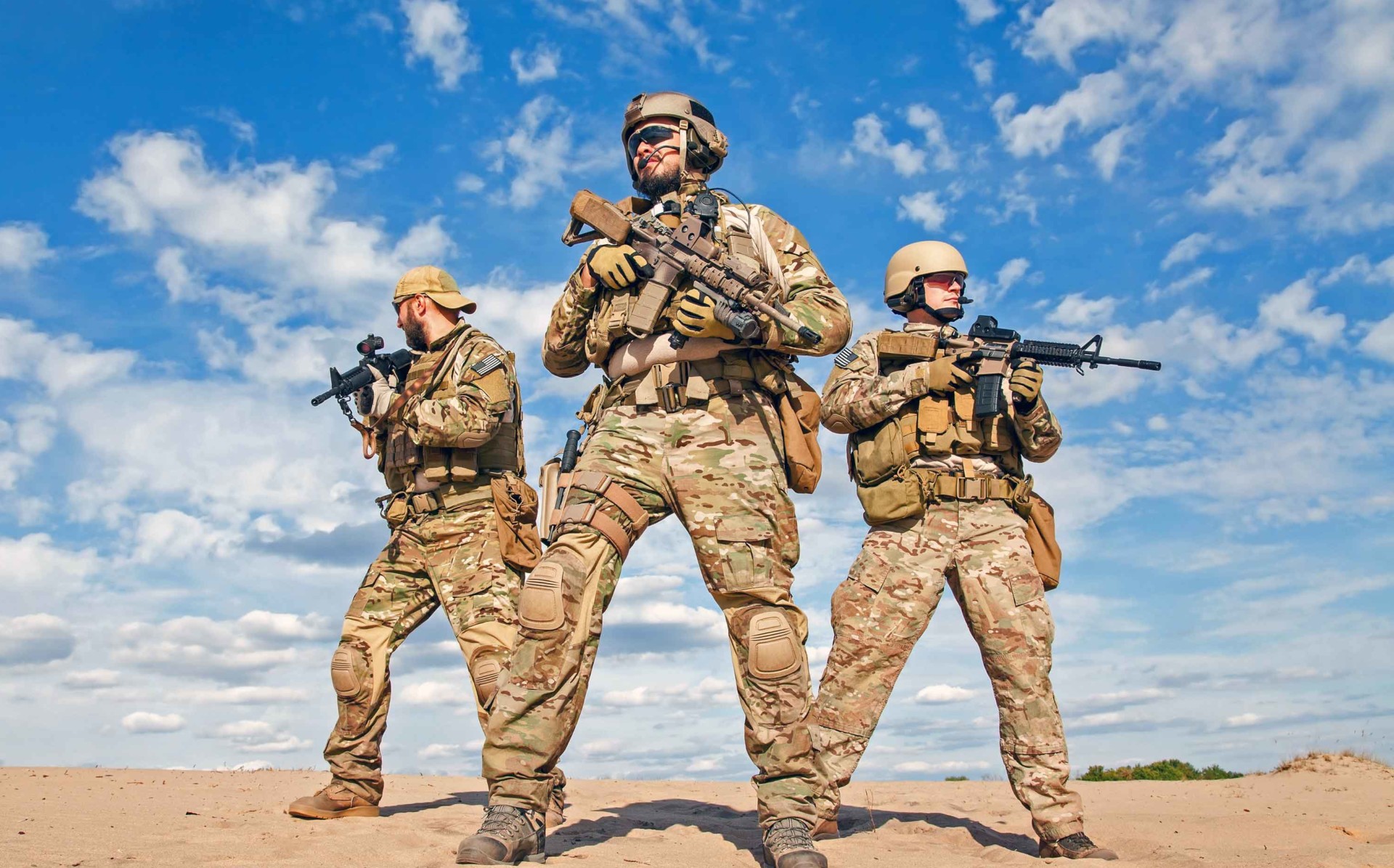 Amerikaanse soldaten in gevechtsuitrusting