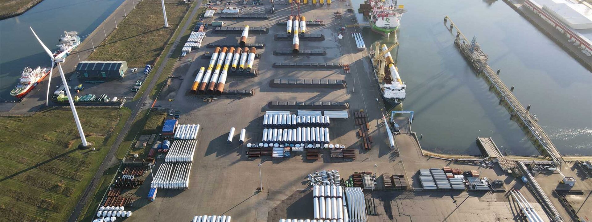 Windtrubine recycling in de Eemshaven