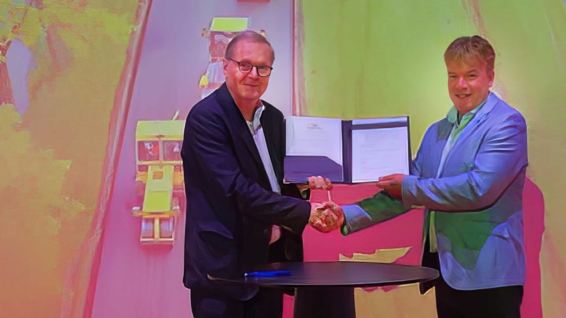 vlnr.: Willem Sederel van Circular Biobased Delta en Ludo Hennissen van Rijkswaterstaat