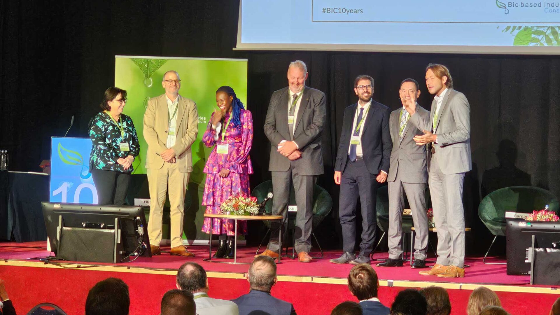 Het BIC team, vlnr. Patricia Vanderplasschen, Marco Rupp, Sophia De Smet, Dirk Carrez, Samule Ambrosetti, Nelo Emerencia, Rob Beekers.